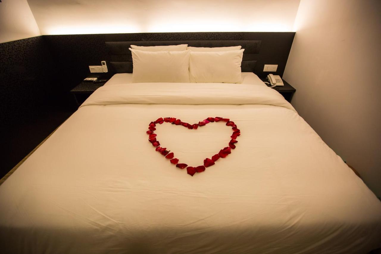 Rs Boutique Hotel Клуанг Экстерьер фото