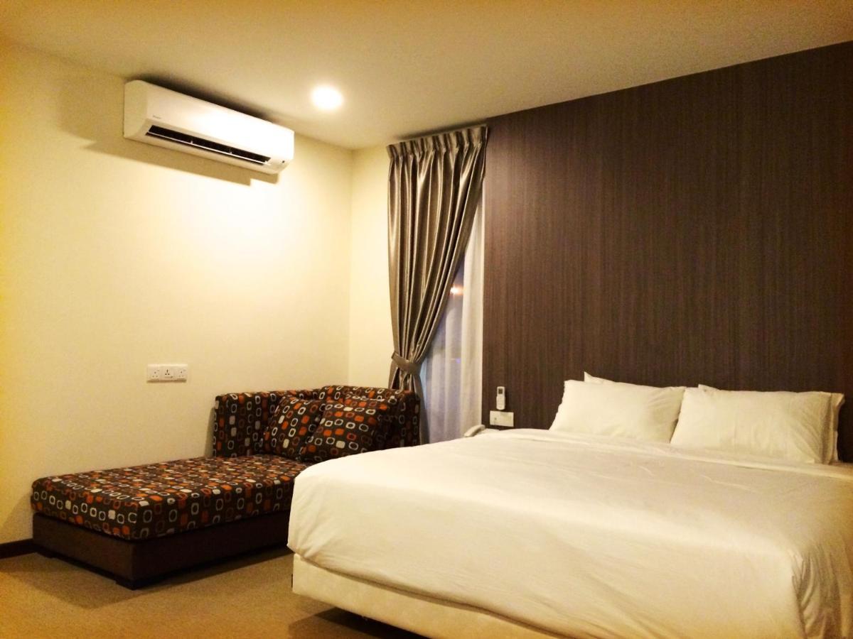 Rs Boutique Hotel Клуанг Экстерьер фото